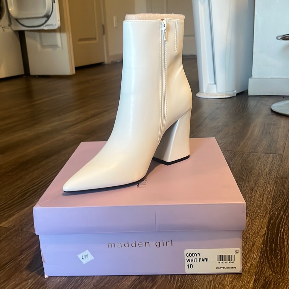 Madden Girl white booties, Size 10